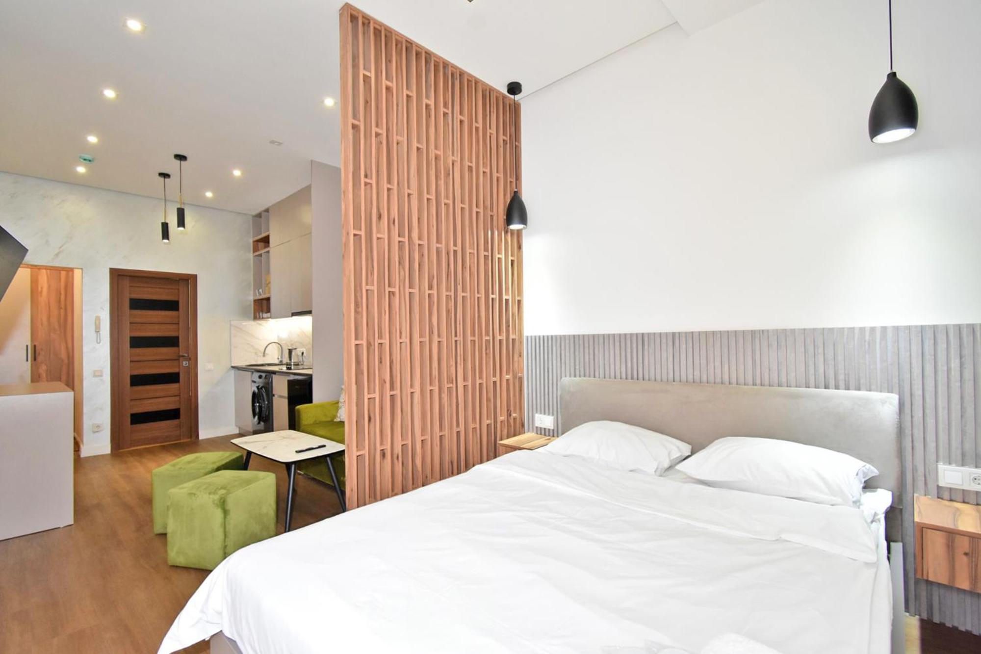 Aparthotel Aygestan Plaza Erevan Esterno foto