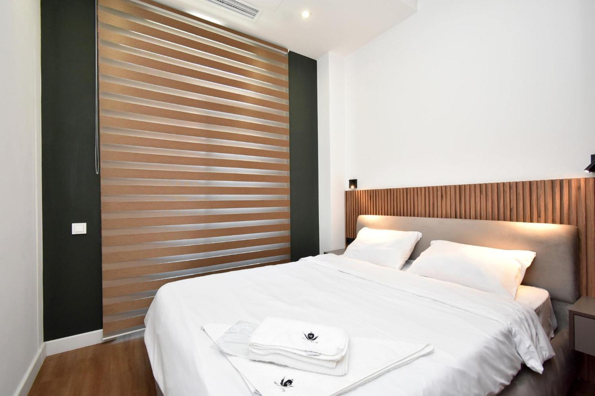Aparthotel Aygestan Plaza Erevan Esterno foto