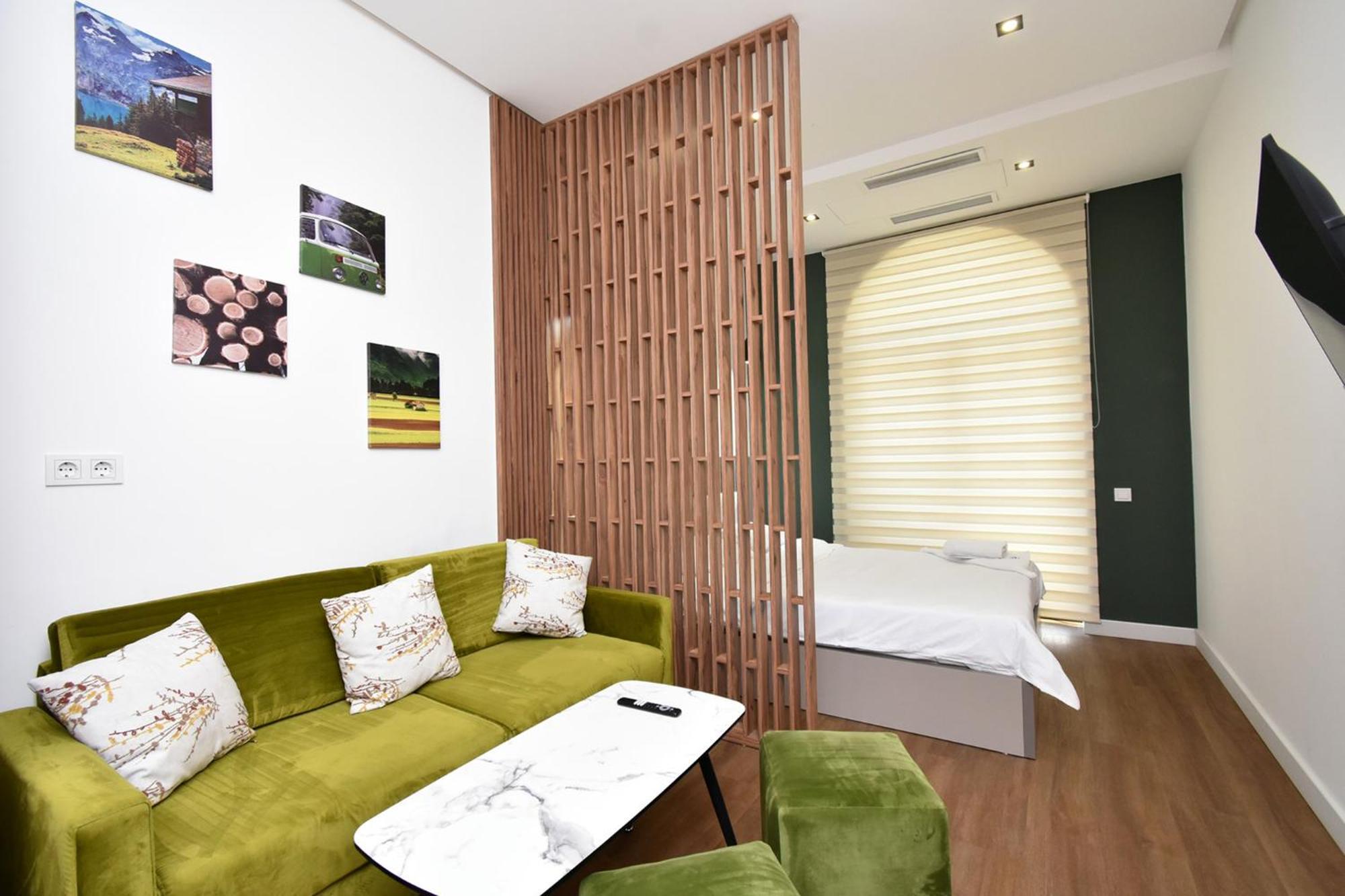 Aparthotel Aygestan Plaza Erevan Esterno foto