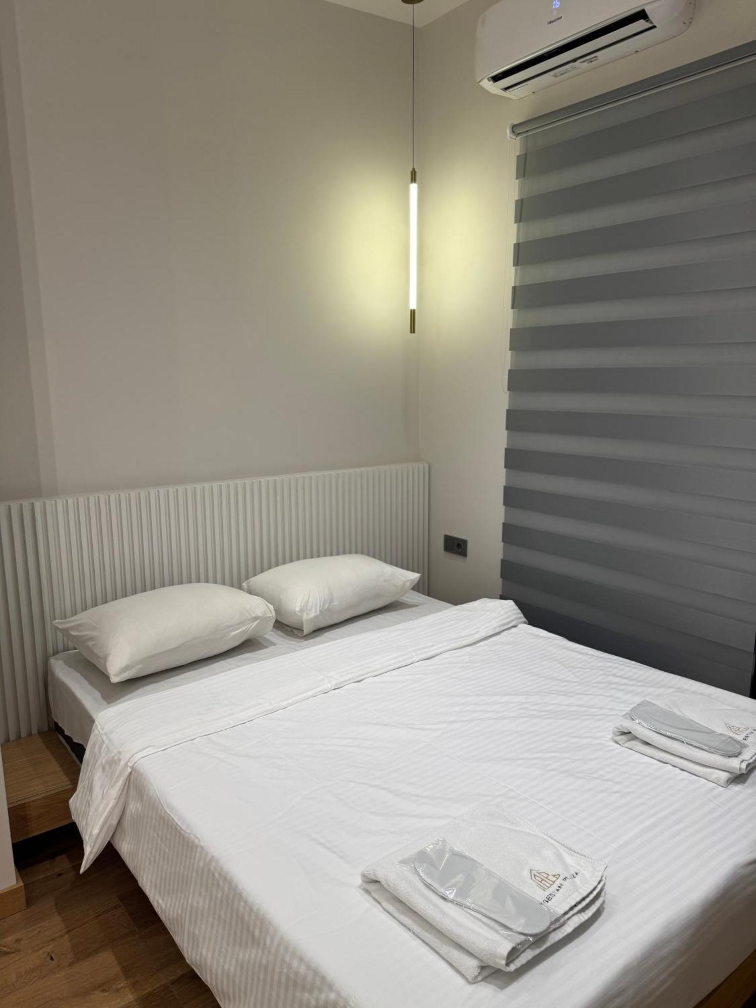 Aparthotel Aygestan Plaza Erevan Esterno foto